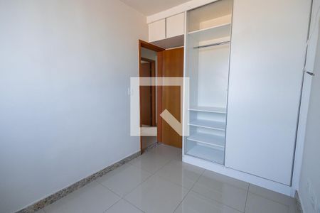 Apartamento para alugar com 75m², 3 quartos e 2 vagasQuarto 2