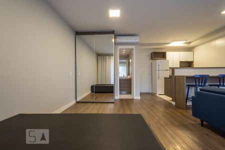 Studio à venda com 50m², 1 quarto e 1 vaga Studio à venda com 50m², 1 quarto e 1 vagaQuarto