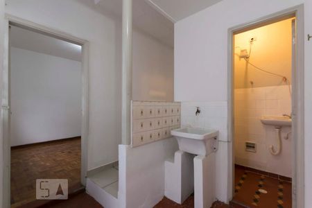 Área de serviço de kitnet/studio para alugar com 1 quarto, 30m² em Vila Gumercindo, São Paulo