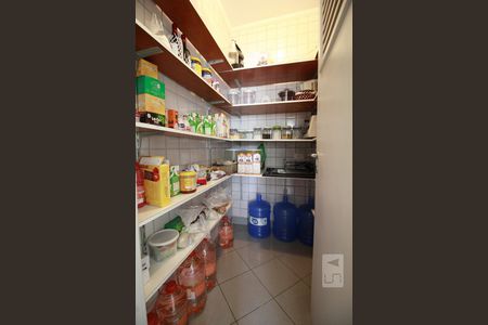 Despensa de apartamento à venda com 4 quartos, 200m² em Vila Andrade, São Paulo