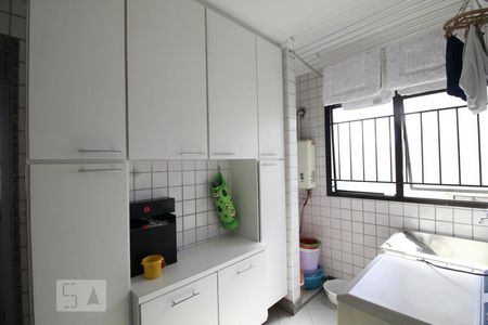 Área de serviço de apartamento à venda com 4 quartos, 200m² em Vila Andrade, São Paulo