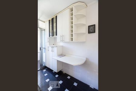 Apartamento à venda com 64m², 2 quartos e 1 vagaCozinha