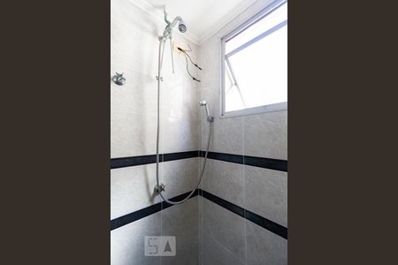 Banheiro social de apartamento à venda com 2 quartos, 64m² em Vila Campestre, São Paulo