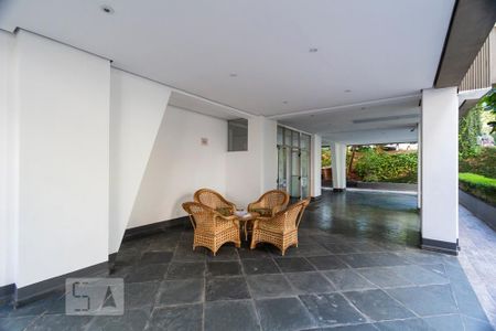 Apartamento à venda com 64m², 2 quartos e 1 vagaHall social