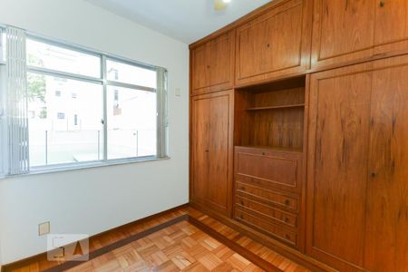 Apartamento para alugar com 110m², 3 quartos e 1 vagaQuarto 2