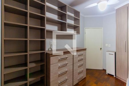 Casa à venda com 130m², 3 quartos e 4 vagasQuarto 3