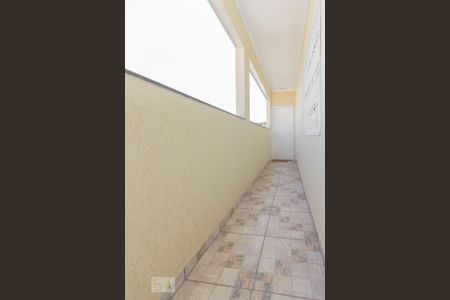 Corredor entrada de apartamento para alugar com 1 quarto, 36m² em Jaguaré, São Paulo