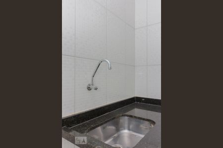 Cozinha de apartamento para alugar com 1 quarto, 36m² em Jaguaré, São Paulo