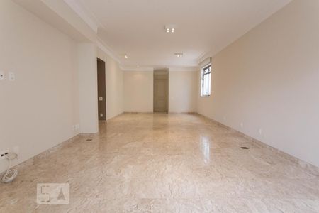 Sala de apartamento à venda com 2 quartos, 140m² em Cerqueira César, São Paulo
