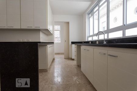 Apartamento à venda com 140m², 2 quartos e 1 vagaCozinha