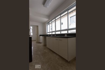 Apartamento à venda com 140m², 2 quartos e 1 vagaCozinha