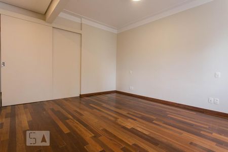 Apartamento à venda com 140m², 2 quartos e 1 vagaSuíte 02