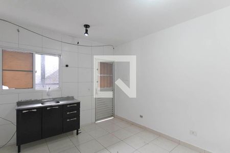 Cozinha de kitnet/studio para alugar com 1 quarto, 25m² em Jardim Independência, São Paulo