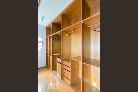 Closet de apartamento à venda com 3 quartos, 140m² em Centro, Santo André