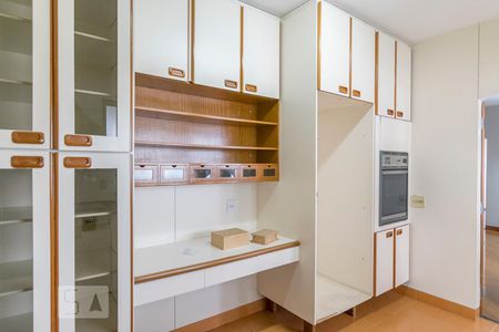 Apartamento à venda com 140m², 3 quartos e 2 vagas Apartamento à venda com 140m², 3 quartos e 2 vagasCozinha