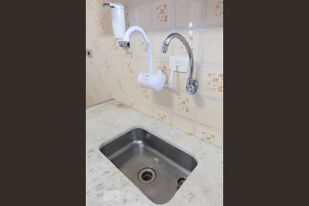 Apartamento à venda com 78m², 2 quartos e 2 vagasDetalhe da cozinha