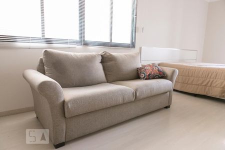 Sala de kitnet/studio para alugar com 1 quarto, 42m² em Santa Cecília, São Paulo