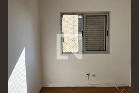 Apartamento à venda com 75m², 3 quartos e 2 vagasQuarto 2