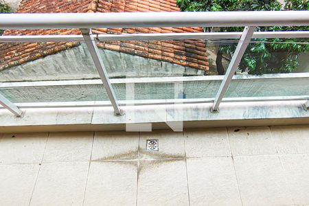 Apartamento para alugar com 80m², 2 quartos e 1 vaga Apartamento para alugar com 80m², 2 quartos e 1 vagasala - varanda