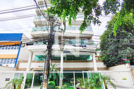 Apartamento para alugar com 80m², 2 quartos e 1 vaga Apartamento para alugar com 80m², 2 quartos e 1 vagafachada