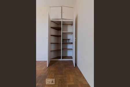 Apartamento para alugar com 90m², 3 quartos e 1 vagaQuarto 2