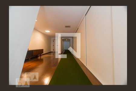 Apartamento à venda com 86m², 2 quartos e 1 vaga Apartamento à venda com 86m², 2 quartos e 1 vagaHall Social