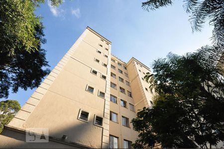 Apartamento para alugar com 70m², 3 quartos e 1 vagaFachada