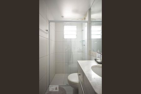 Detalhe do banheiro de apartamento para alugar com 3 quartos, 70m² em Paraíso do Morumbi, São Paulo