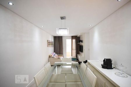 Sala de apartamento para alugar com 3 quartos, 70m² em Paraíso do Morumbi, São Paulo