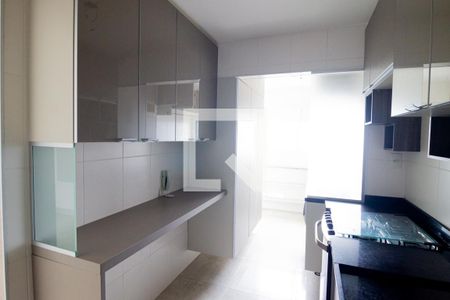 Apartamento à venda com 93m², 2 quartos e 2 vagas Apartamento à venda com 93m², 2 quartos e 2 vagasCozinha - Armários