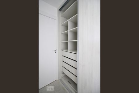 Apartamento à venda com 93m², 2 quartos e 2 vagasSuíte