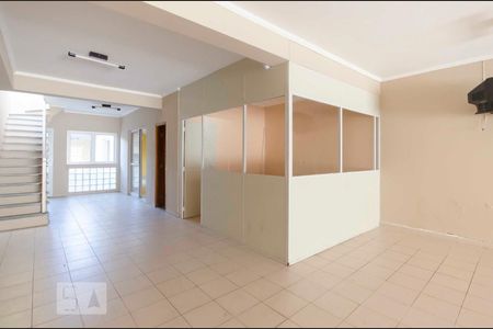 Casa à venda com 325m², 3 quartos e 6 vagasGaragem
