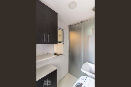 Apartamento à venda com 80m², 2 quartos e 2 vagasÁrea de serviço