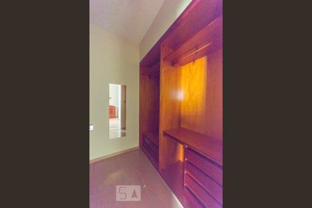 Apartamento à venda com 115m², 3 quartos e 1 vagaCloset