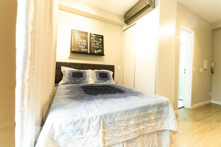 Sala de kitnet/studio para alugar com 1 quarto, 30m² em Vila Cordeiro, São Paulo