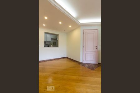 Apartamento para alugar com 3 quartos, 96m² em Vila Gomes Cardim, São Paulo