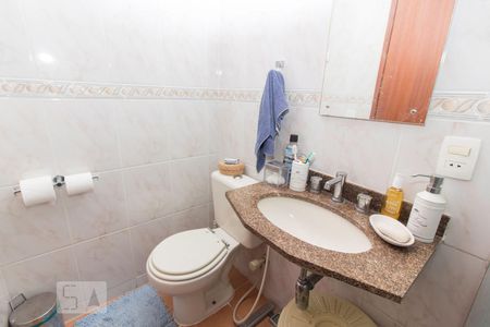 Apartamento à venda com 89m², 3 quartos e 1 vaga Apartamento à venda com 89m², 3 quartos e 1 vagaBanheiro social
