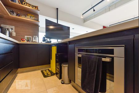 Cozinha de kitnet/studio à venda com 1 quarto, 58m² em Pinheiros, São Paulo