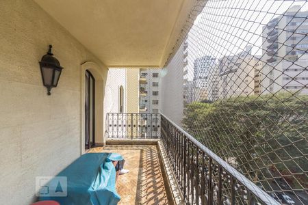Apartamento à venda com 350m², 4 quartos e 4 vagasVaranda