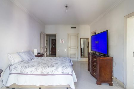 Apartamento à venda com 350m², 4 quartos e 4 vagasSuite 4