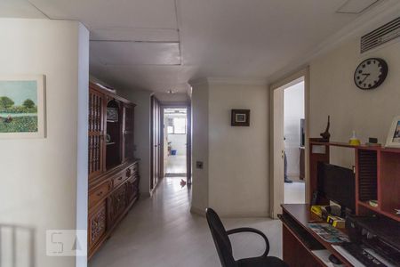 Apartamento à venda com 350m², 4 quartos e 4 vagasCorredor