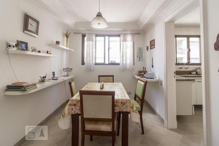 Apartamento à venda com 350m², 4 quartos e 4 vagasSala de almoço