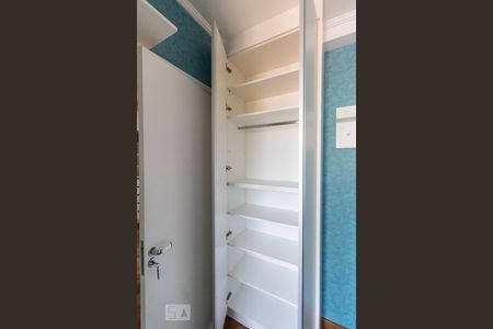 Apartamento à venda com 80m², 2 quartos e 2 vagasQuarto 