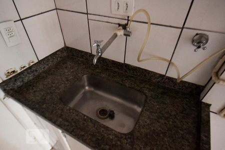Pia de kitnet/studio para alugar com 1 quarto, 28m² em Consolação, São Paulo