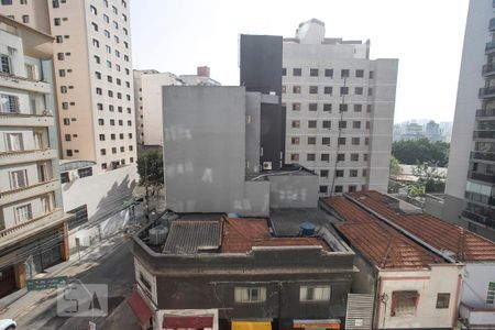 Apartamento para alugar com 78m², 2 quartos e sem vaga