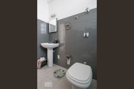 Apartamento para alugar com 78m², 2 quartos e sem vaga