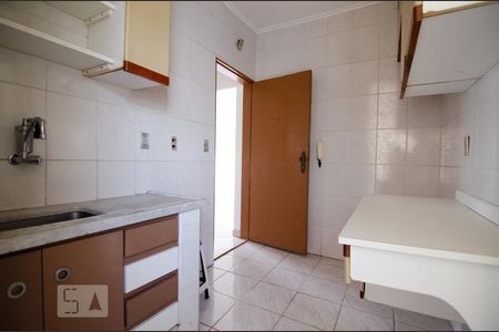 Apartamento à venda com 75m², 2 quartos e 1 vagaCozinha