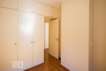 Quarto 2 de apartamento para alugar com 2 quartos, 44m² em Jardim Los Angeles, São Paulo