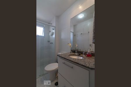 Banheiro de apartamento à venda com 2 quartos, 62m² em Vila das Mercês, São Paulo