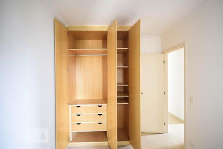 Armário do quarto 1 de apartamento para alugar com 3 quartos, 75m² em Vila Andrade, São Paulo